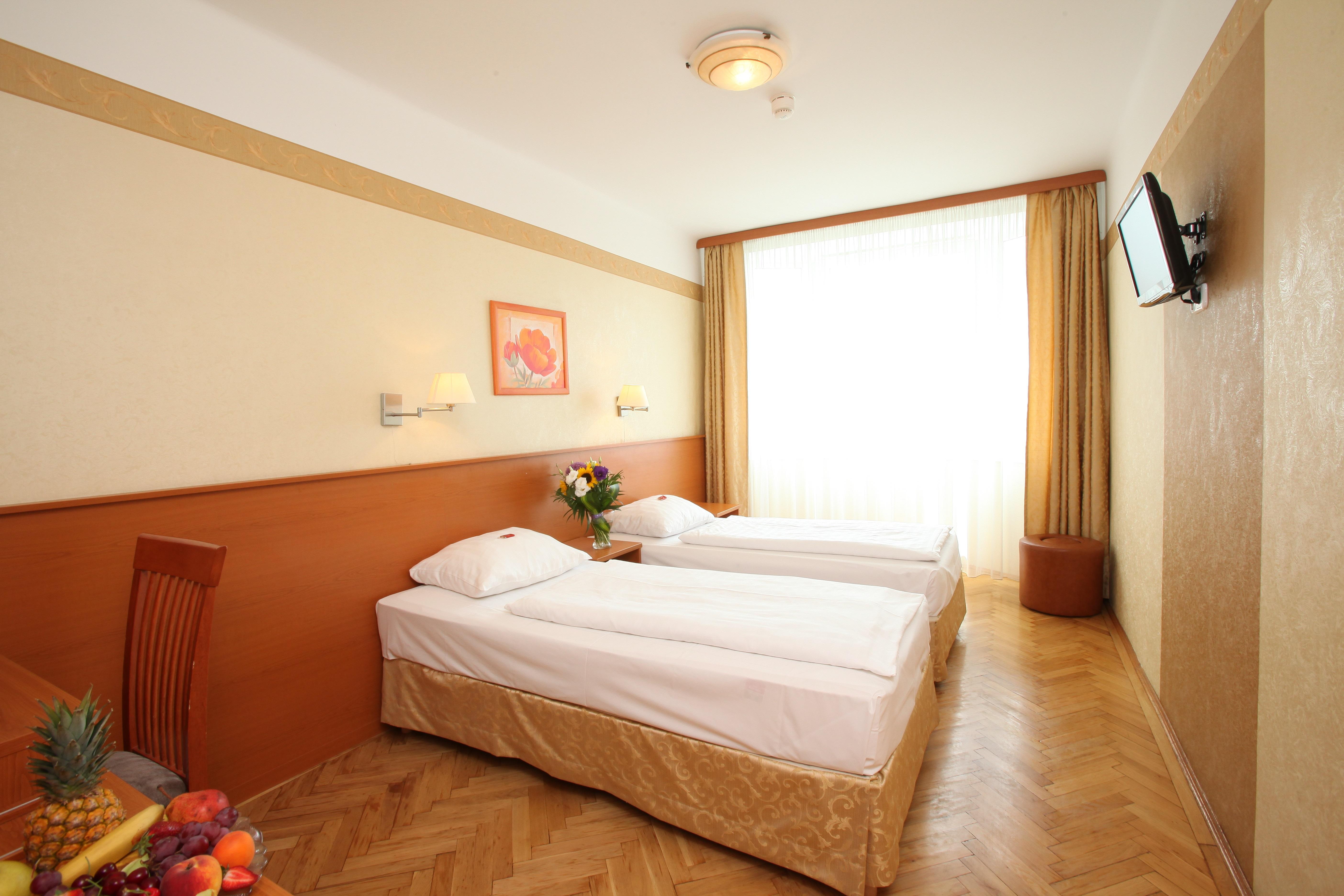 medos hotel budapest avis